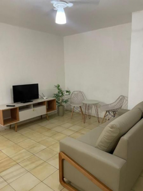 Apartamento a uma quadra do mar
